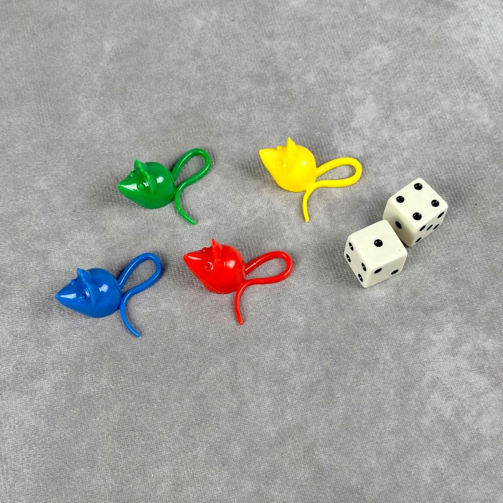 Vintage 1986 Mouse Trap Replacement Pieces 4 Mice Tokens and 2 Dice Set